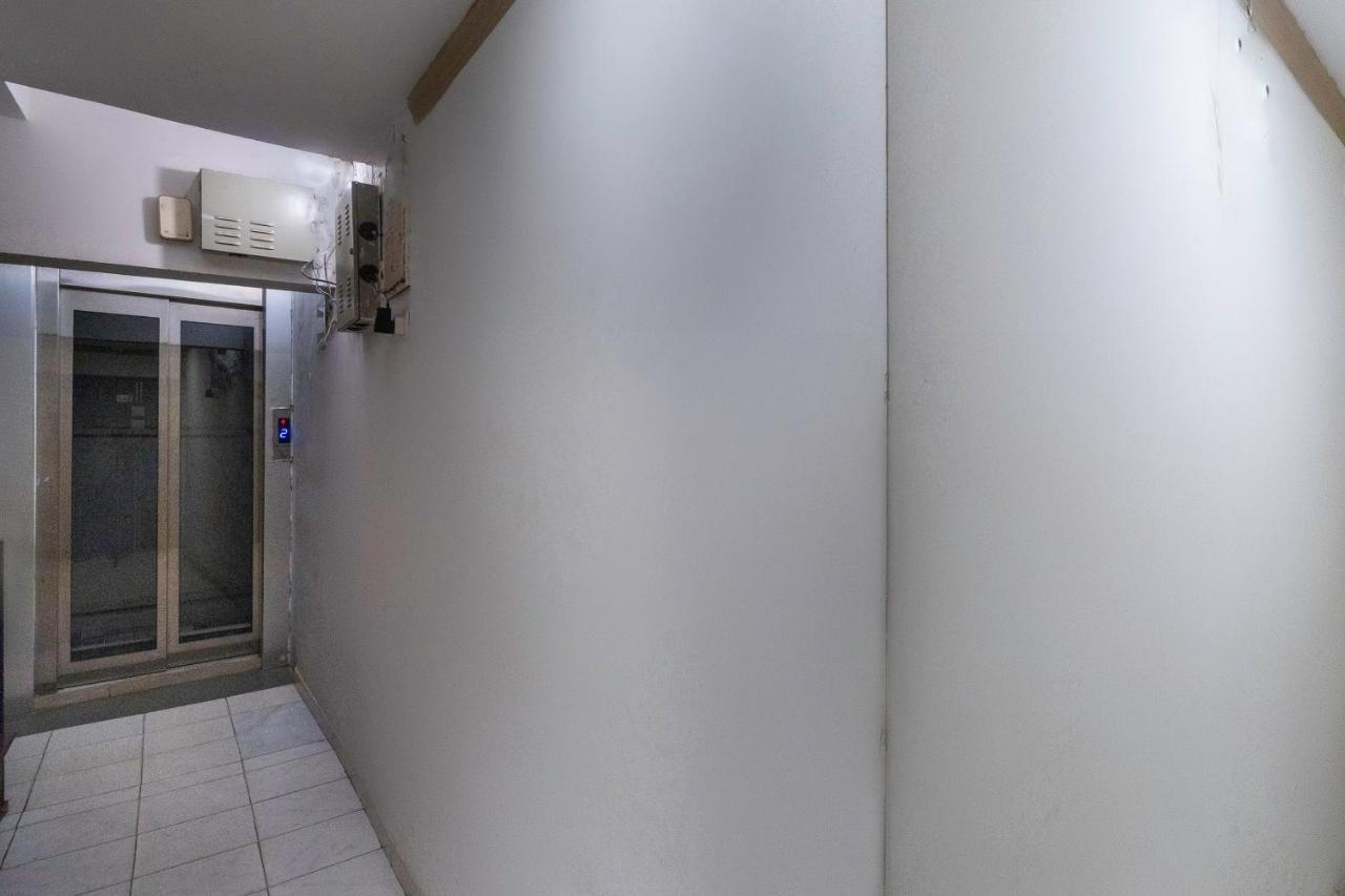 Oyo 13535 Aakash Hotell Ahmedabad Eksteriør bilde